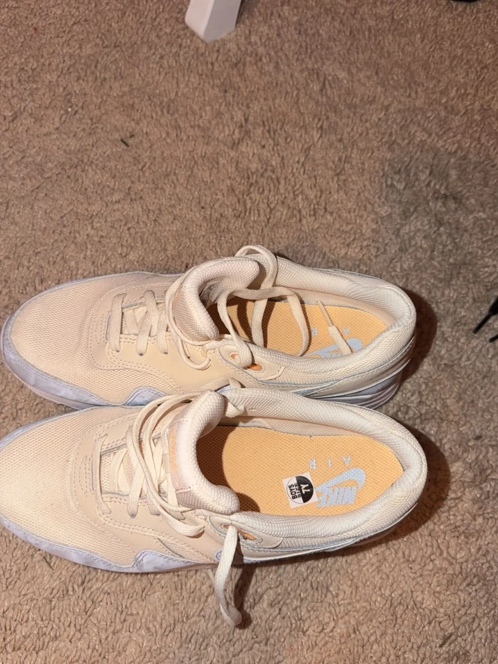 Nike Cream and Light Blue Low-Top Sneakers